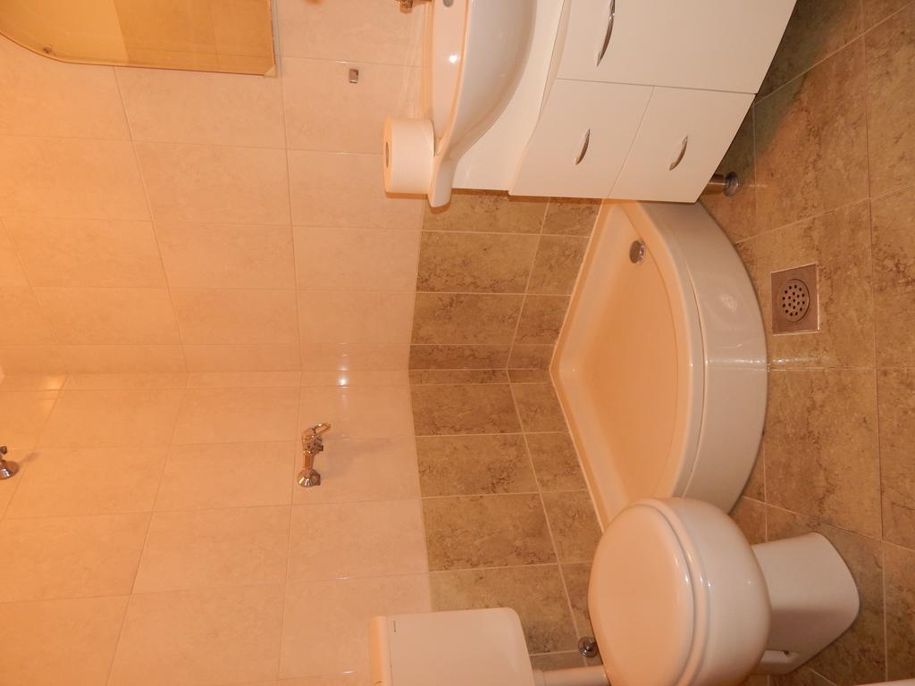 Ana Apartment *
