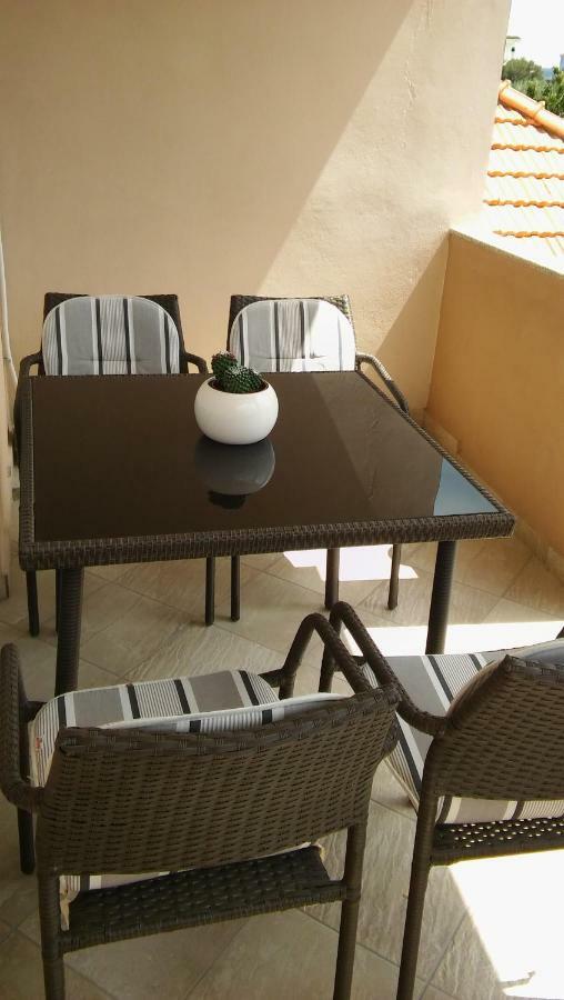 Ana Apartment *