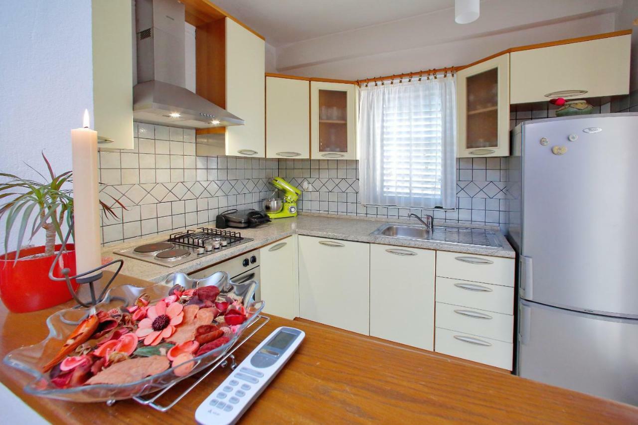 Ana Apartment Bibinje